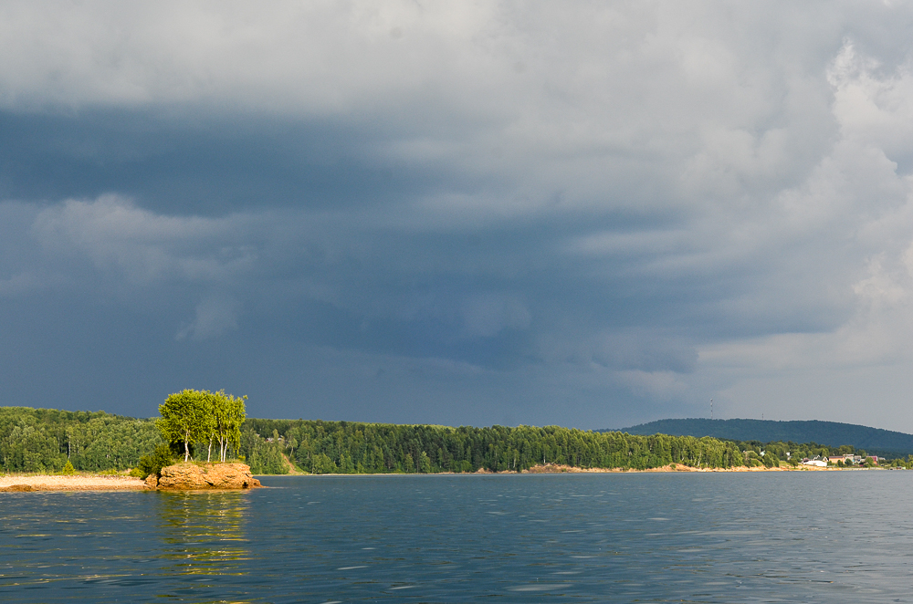 Иркутское море .Большая речка