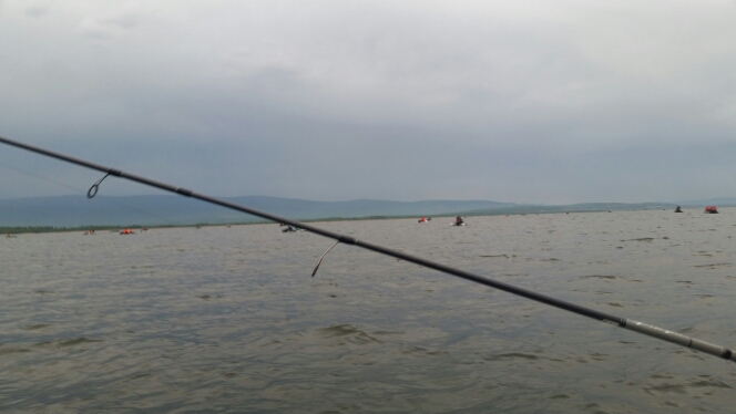 Рыбалка на омуля с лодки