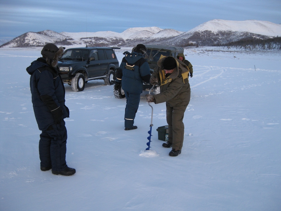 Зимняя рыбалка на Окинском плато или что Мункоеву хорошо ,то Кочеткову не очень